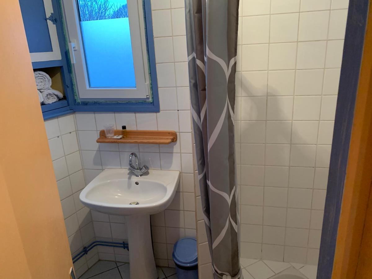 Studio Ideal Travail, Famille, Tout Y Est … Apartman Dompierre-sur-Besbre Kültér fotó